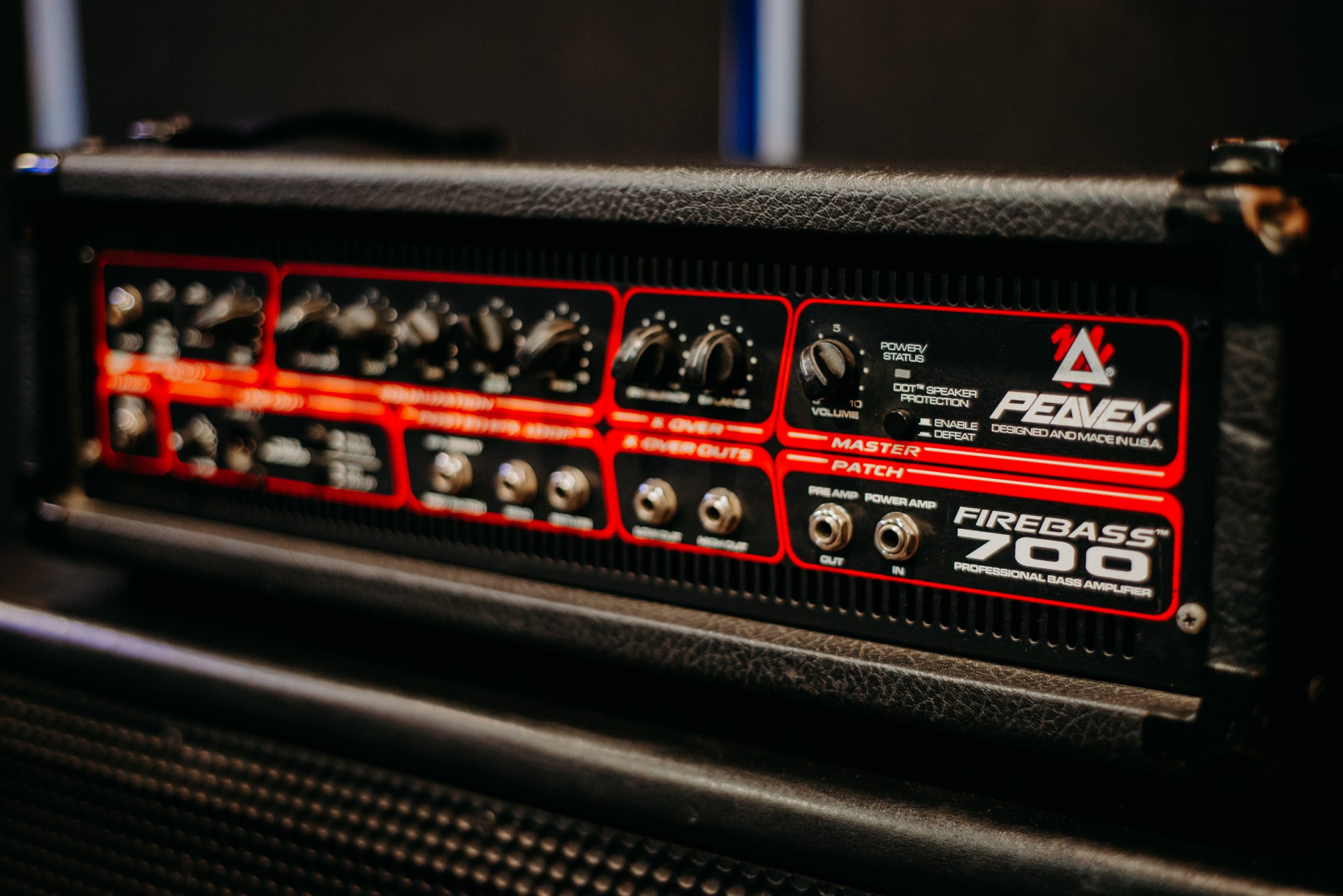 Peavey FireBass 700 — Репетиционная база Under the Ground — самая